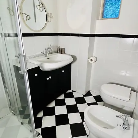 Antica Casa Storica Con Giardino Appartement Domodossola