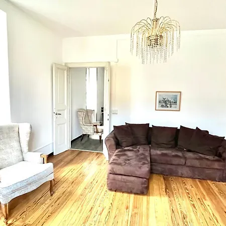 Antica Casa Storica Con Giardino * Домодоссола