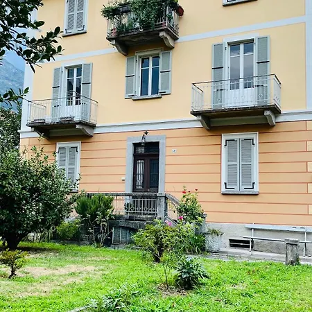 Antica Casa Storica Con Giardino アパート ドモドッソラ